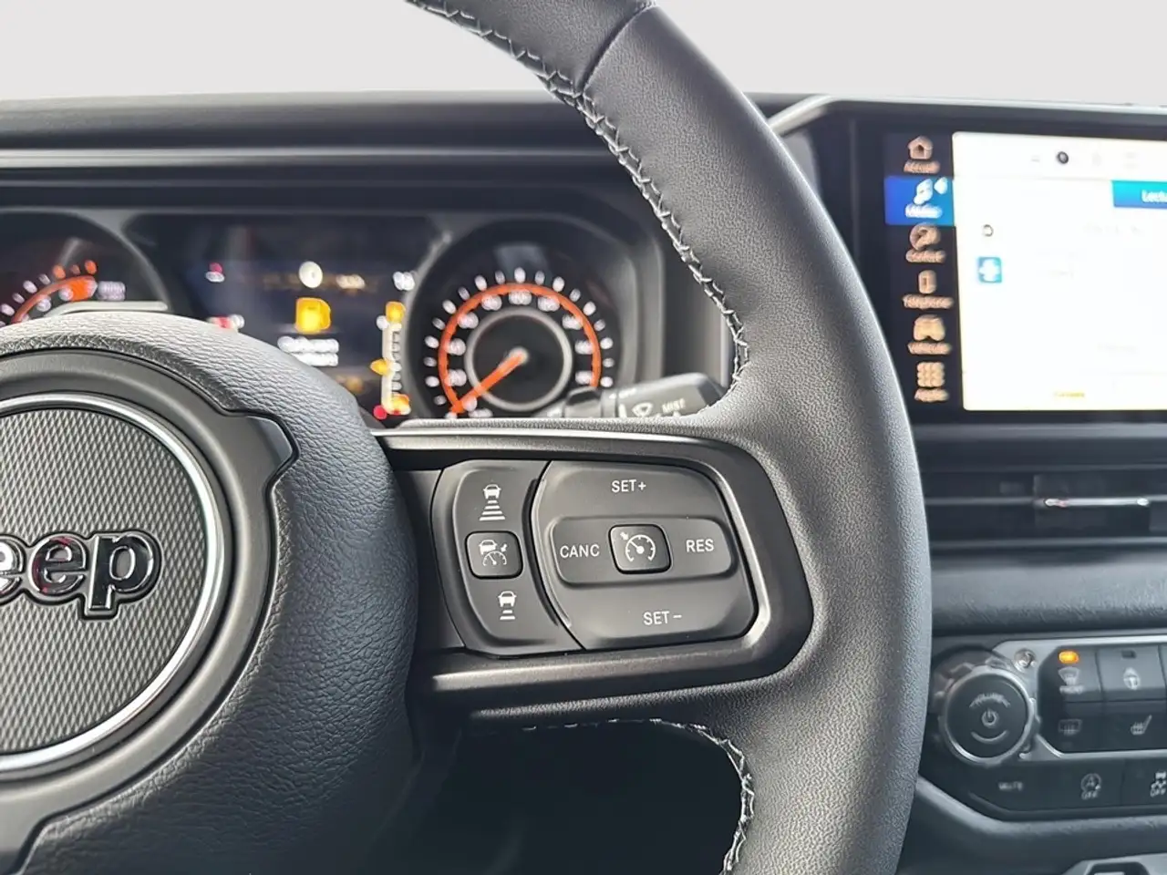 Jeep Wrangler снимка Jeep Wrangler
