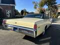Lincoln Continental Coupe Geel - thumbnail 21
