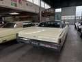 Lincoln Continental Coupe Geel - thumbnail 18