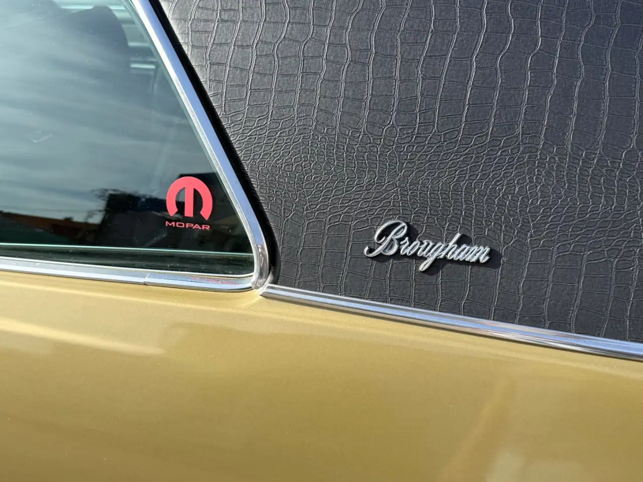 Plymouth Sport Fury III 383 cui 6,3-V8 2-Barrel TÜV 06/28, foto 7