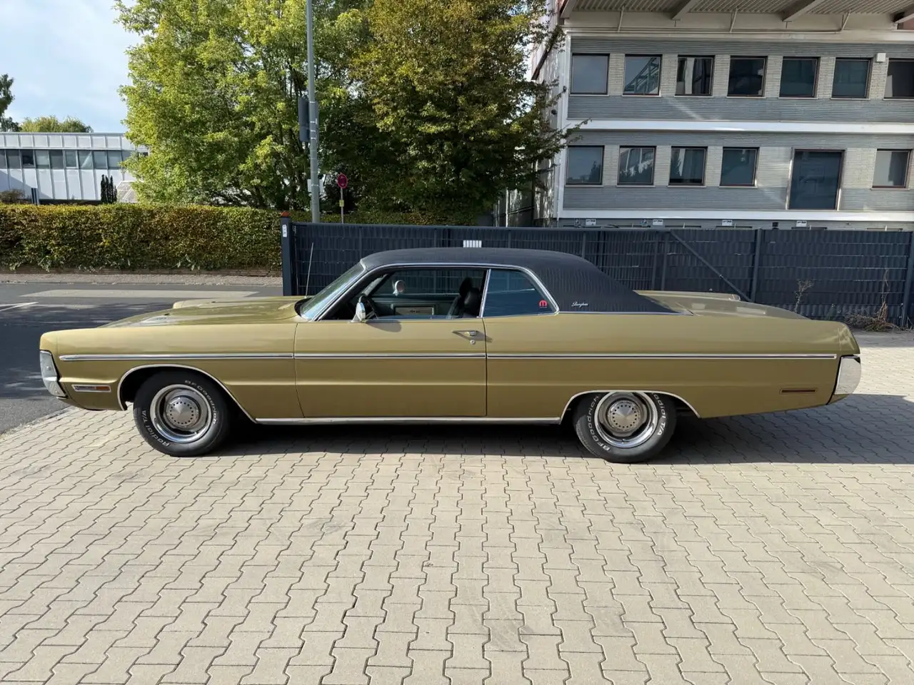 Plymouth Sport Fury III 383 cui 6,3-V8 2-Barrel TÜV 06/28, foto 5