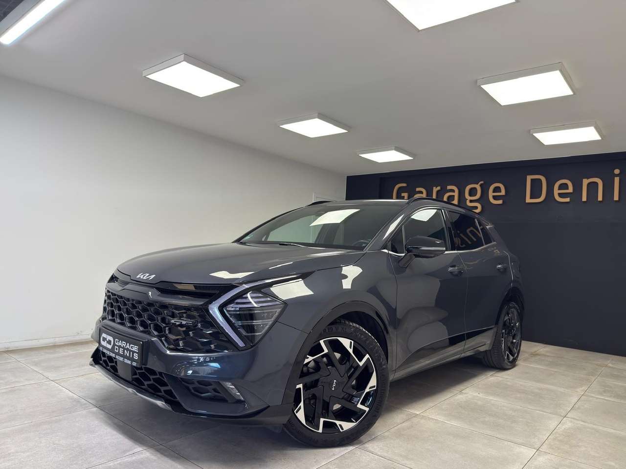 Kia Sportage — photo 1