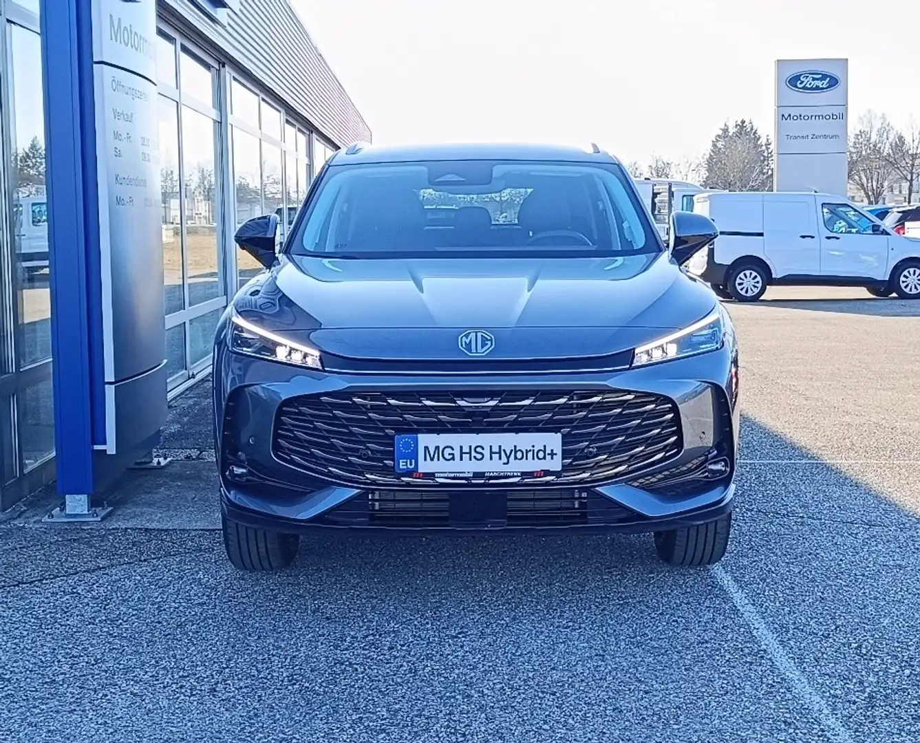 MG HS Hybrid+ Luxury 1,8Wh Aut. Silber - 2