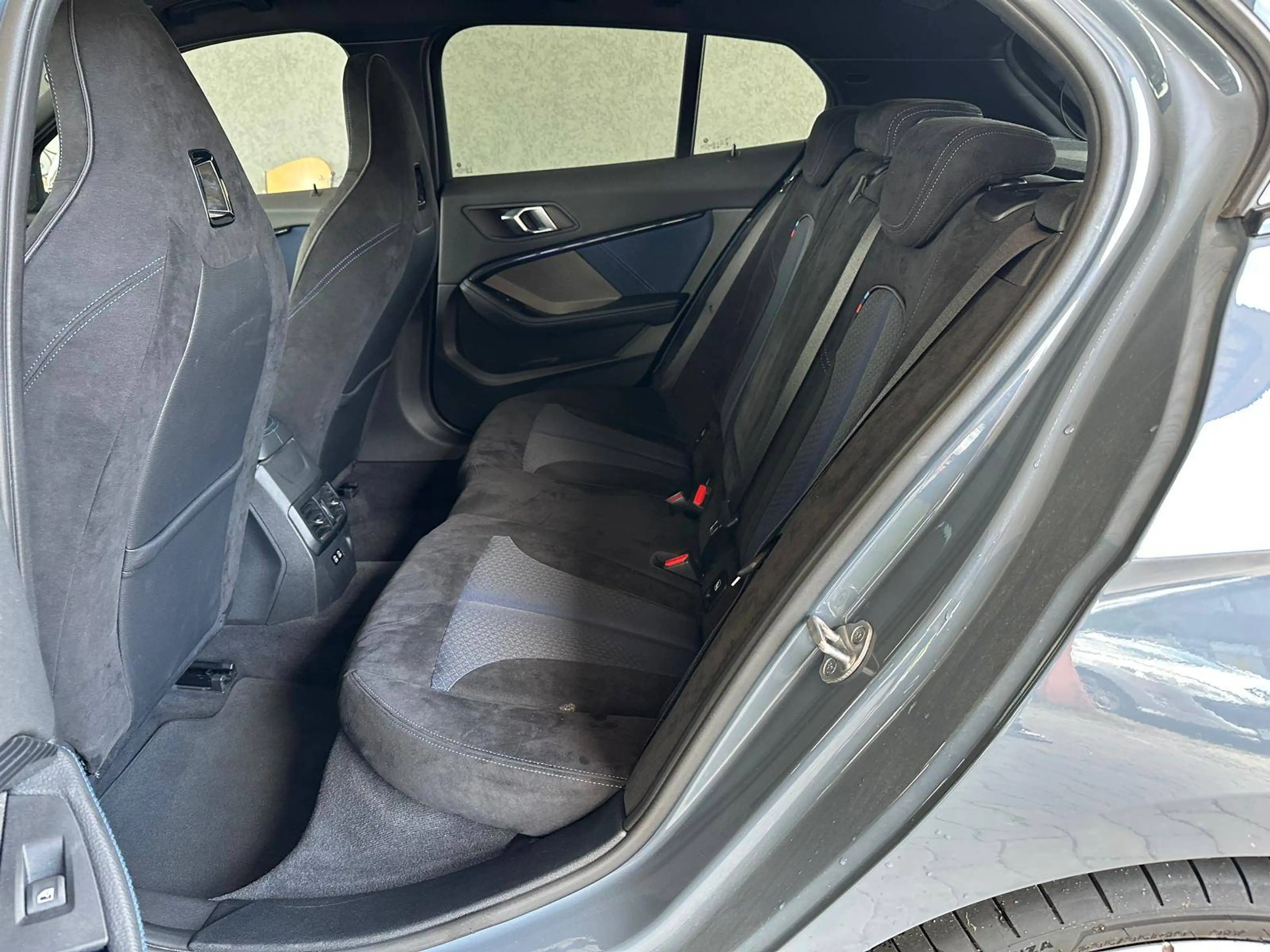 BMW 135 M135 i xDrive*HarmanKardon*Pano*Headup* — photo 10