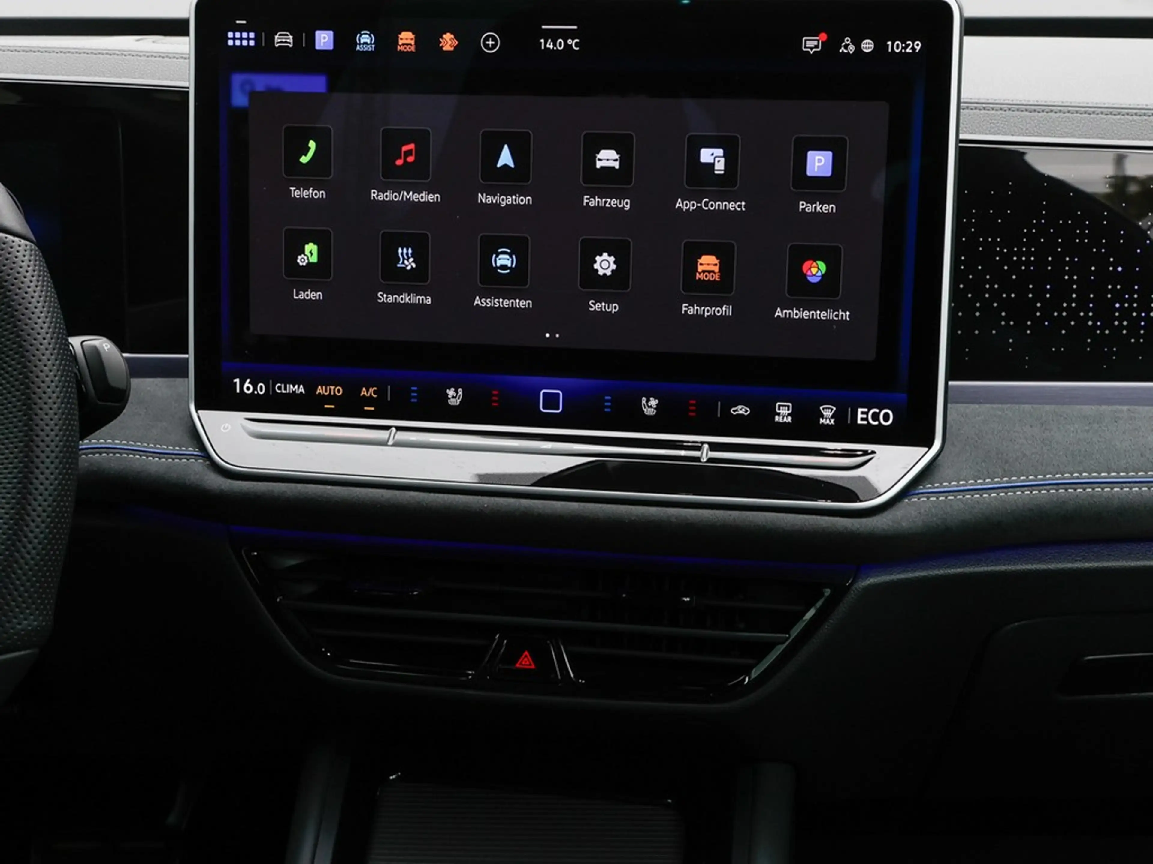Volkswagen Passat Variant 1.5 TSI DSG eHybrid R-Line AHK — photo 10