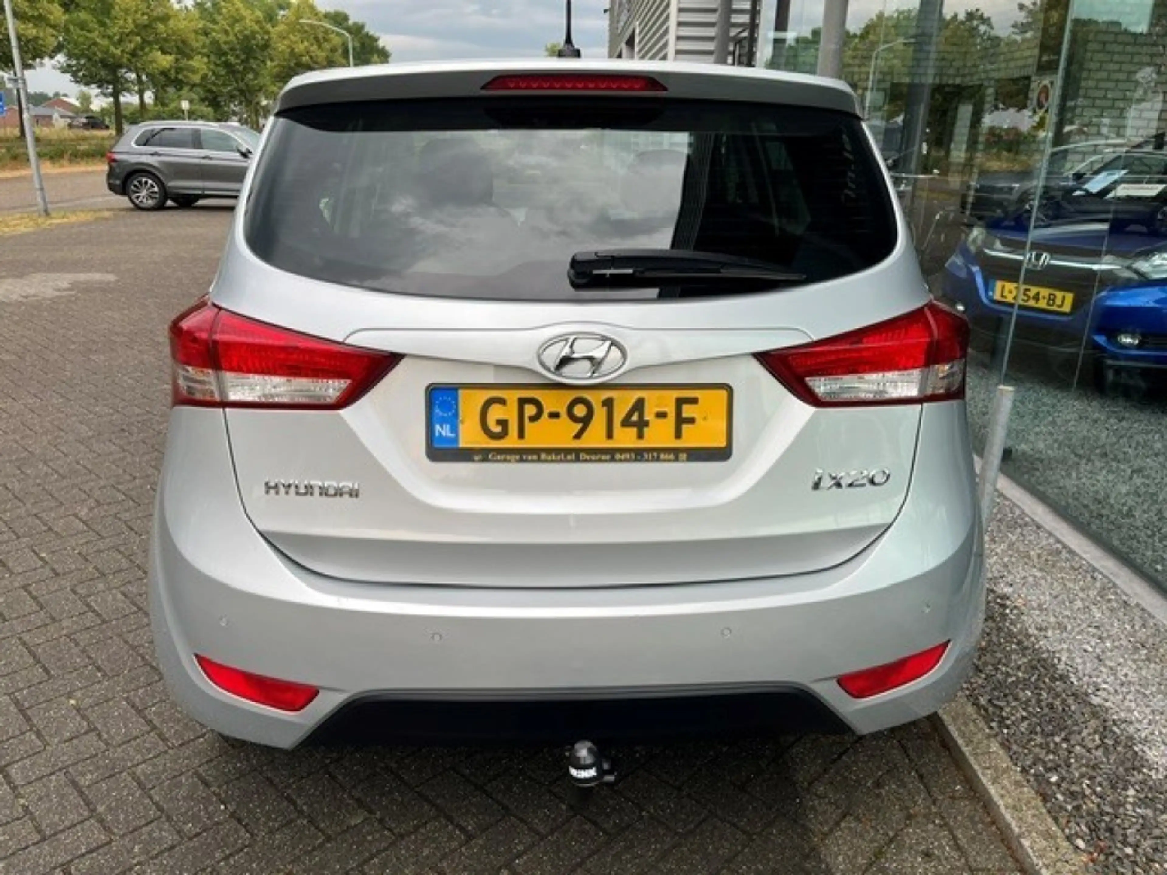 Hyundai iX20 1.6 i Vision AUTOMAAT TREKHAAK — photo 6