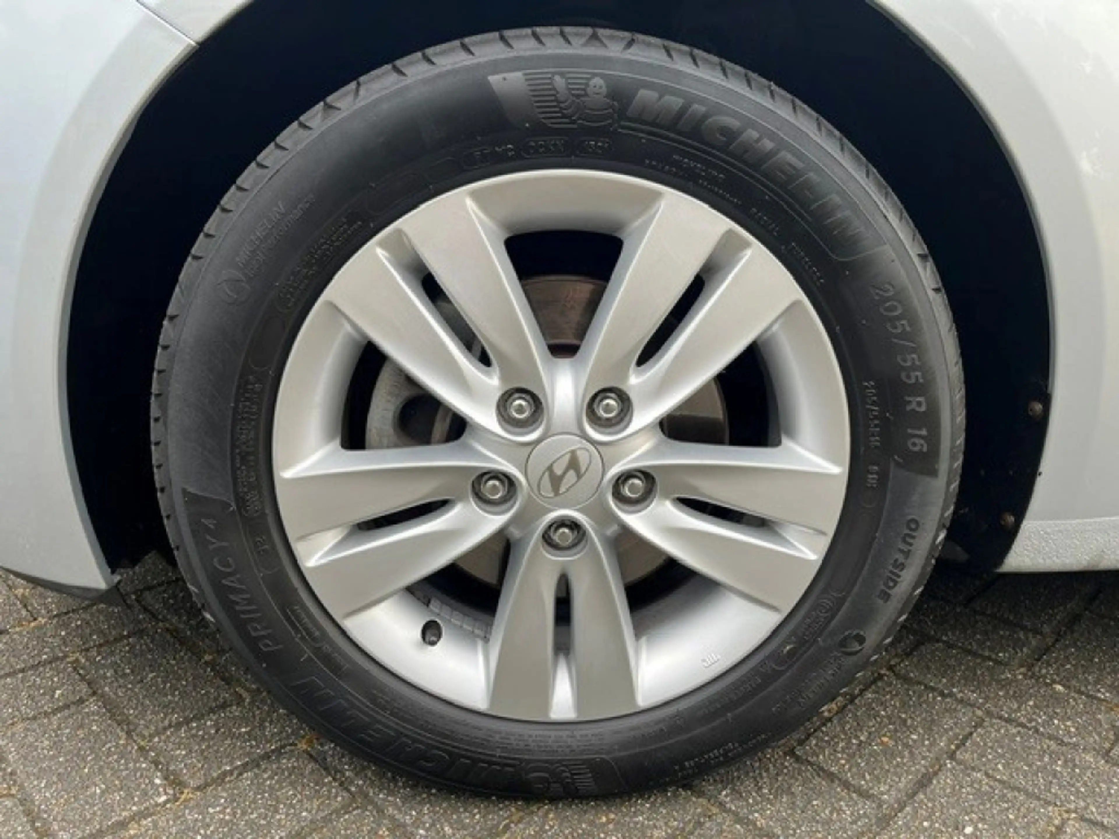Hyundai iX20 1.6 i Vision AUTOMAAT TREKHAAK — photo 28