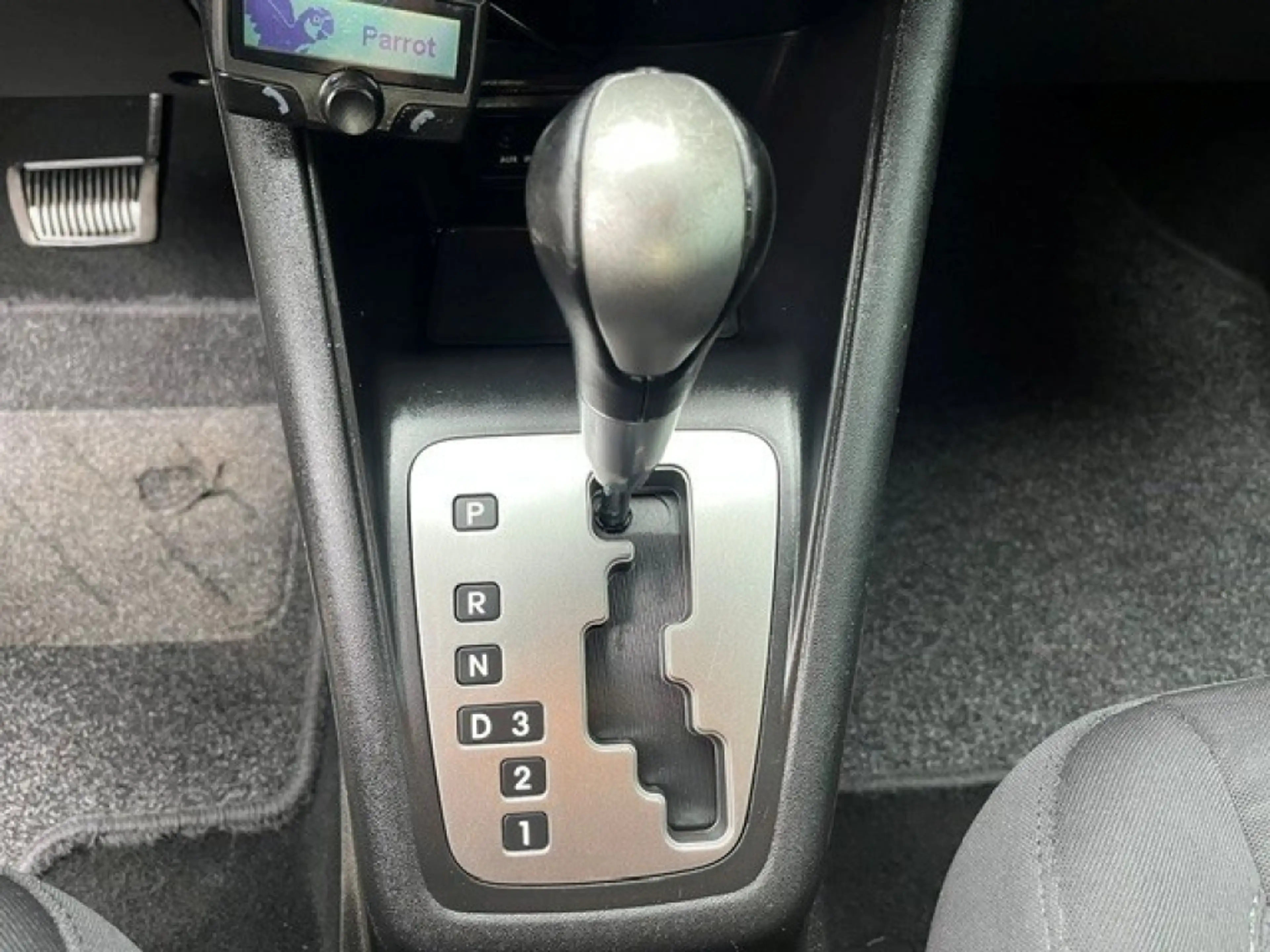 Hyundai iX20 1.6 i Vision AUTOMAAT TREKHAAK — photo 17