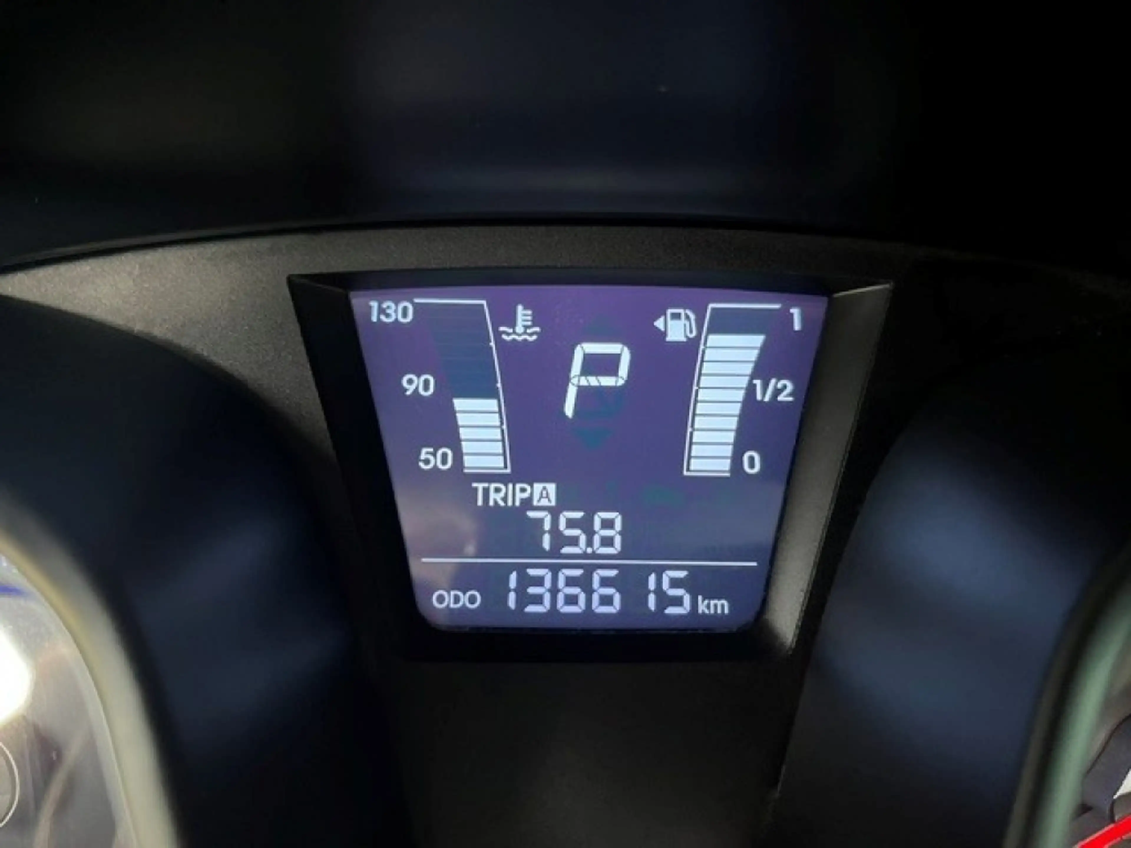 Hyundai iX20 1.6 i Vision AUTOMAAT TREKHAAK — photo 30
