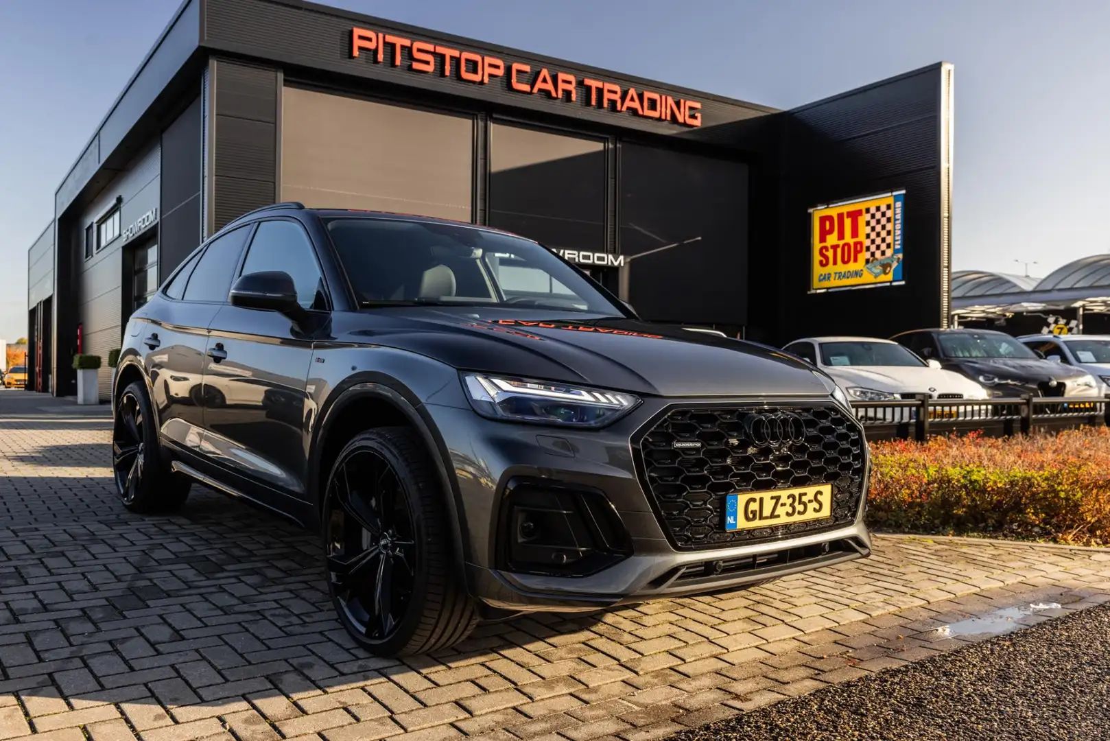 Audi Q5 Sportback 50 TFSI e S edition Competition, 299pk, Grijs - 1