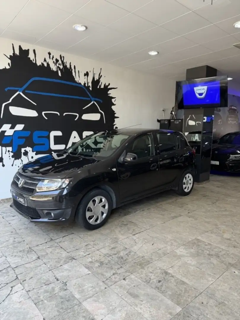 Dacia Sandero 1.2 Base 75 Negro - 1