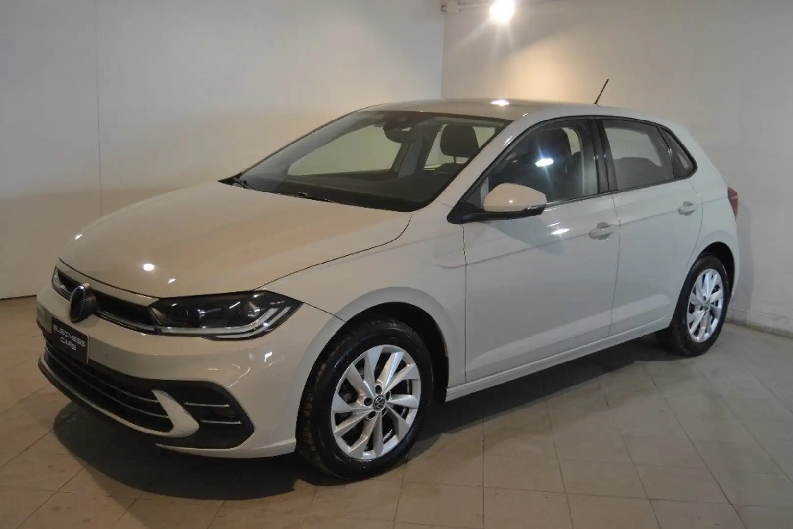 Volkswagen Polo 1.0 TSI Style NEOPATENTATI Grau - 1