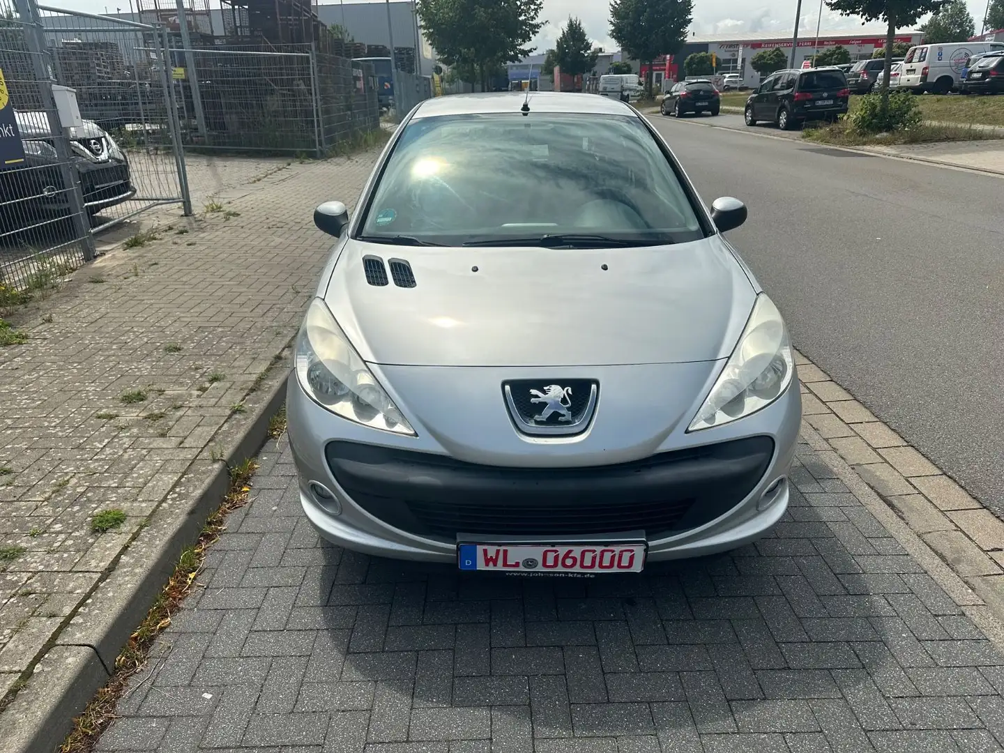 Peugeot 206 + Basis *KLIMAANLAGE*ZV*SERVO* Grey - 2