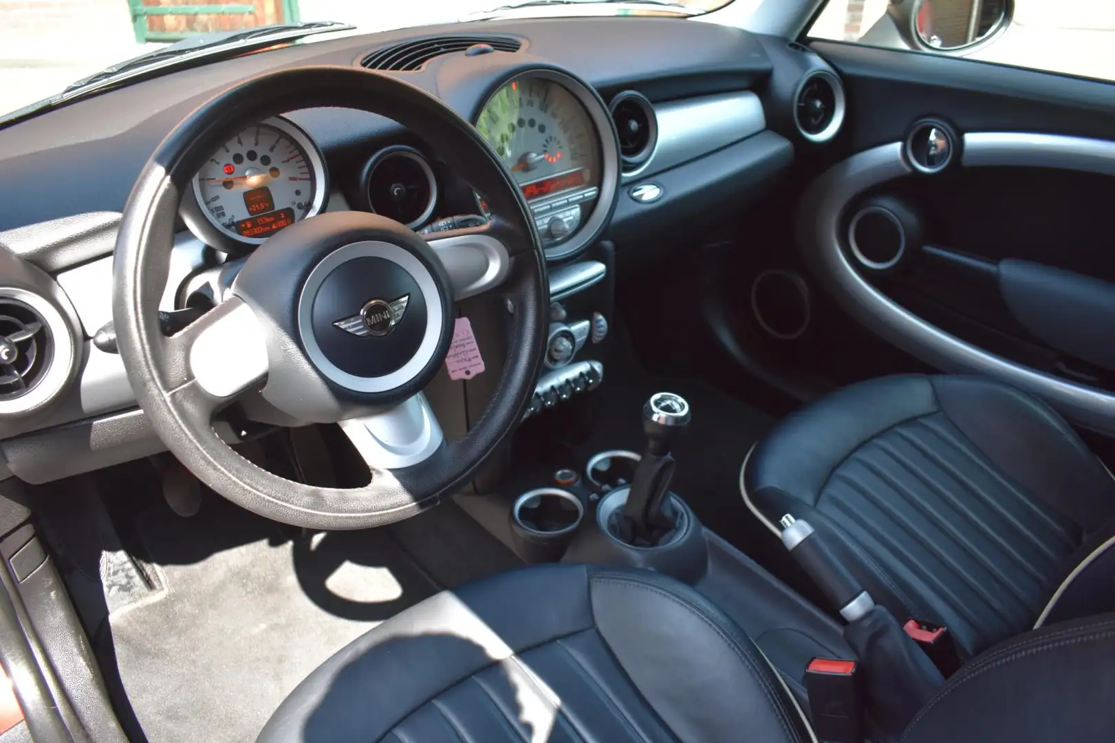 MINI Cooper Clubman Mini 1.6 '07 Leder Airco Inruil mogelijk Rood - 2