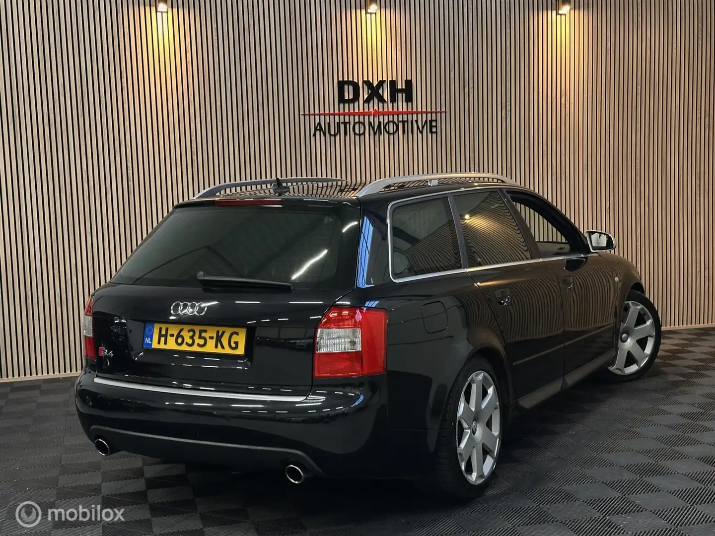 Audi S4 Avant 4.2 V8 Quattro S4 Youngtimer APK-10/26 BOSE Zwart - 2