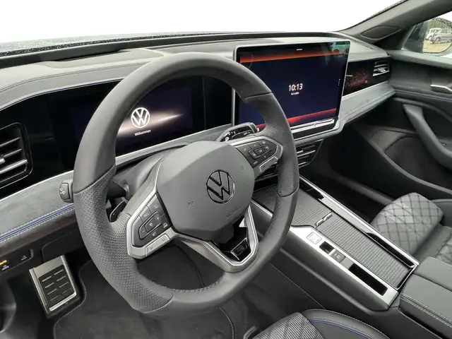 Volkswagen Passat Variant R-Line Edition Plus LEDER+PANO+AHK+MATRIX+eHK+3... Ansicht 9