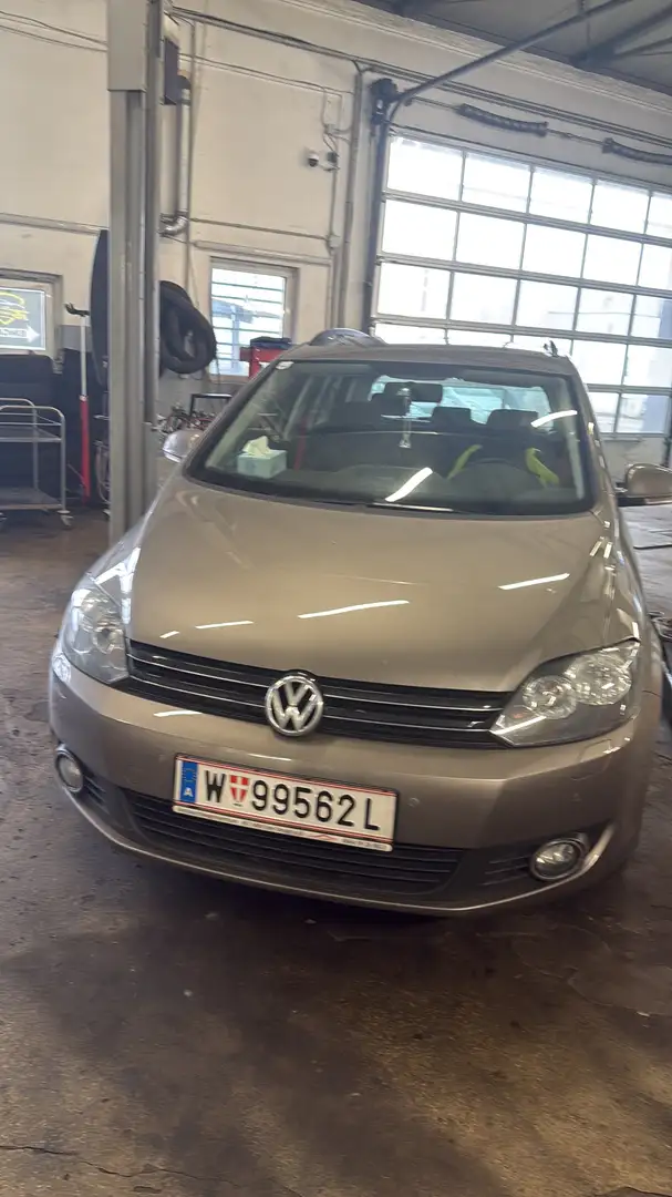 Volkswagen Golf Plus Rabbit BMT 1,6 TDI DPF DSG - 1