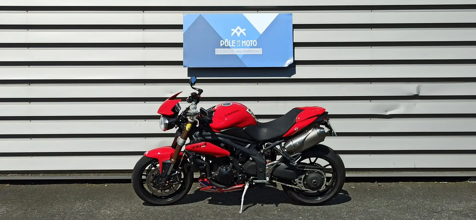 Triumph Speed Triple 1050 Rouge - 2