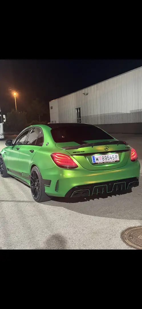 Mercedes-Benz C 63 AMG - 1