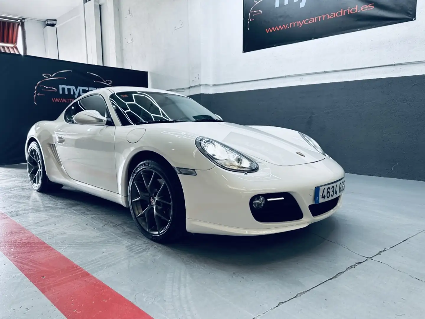 Porsche 718 Cayman Blanco - 2