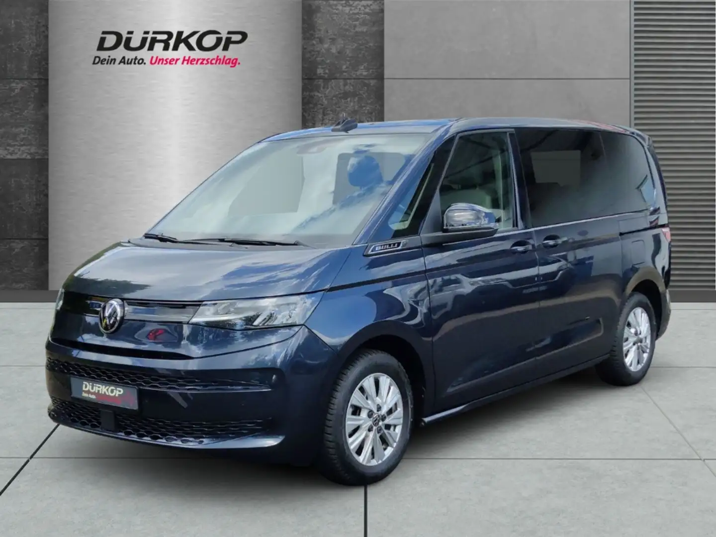 Volkswagen T7 Multivan 2.0 TDI 7-DSG 6-Sitzer Navi PDC Kam. Blau - 1
