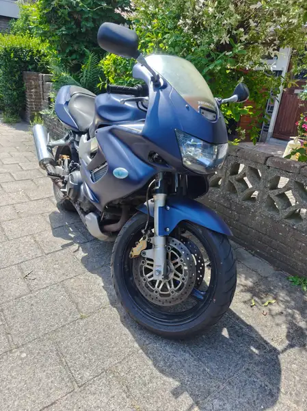 Honda VTR 1000 - foto 5