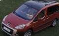 Peugeot Partner Tepee 1.6 hdi Outdoor 90cv crvena - thumbnail 1