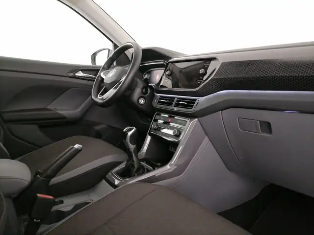 Volkswagen T-Cross view 7