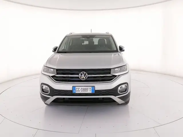 Volkswagen T-Cross view 5