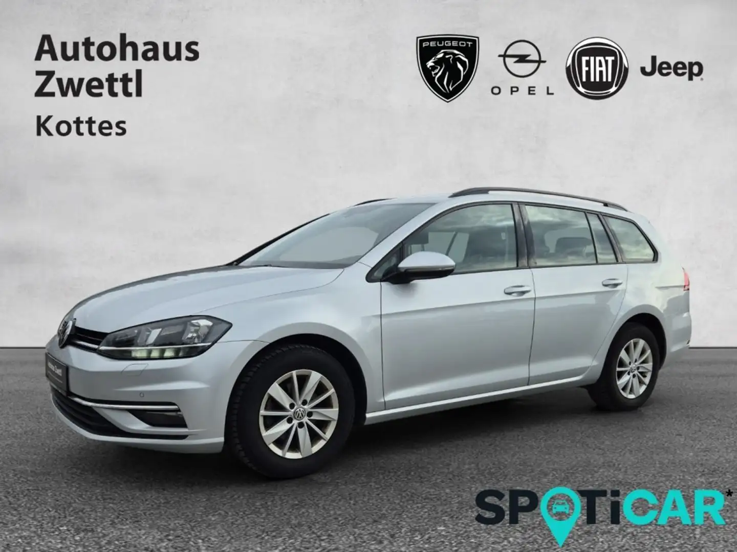Volkswagen Golf VII Variant Rabbit 1,6 TDI SCR *VirtualCockpit* Grau - 1