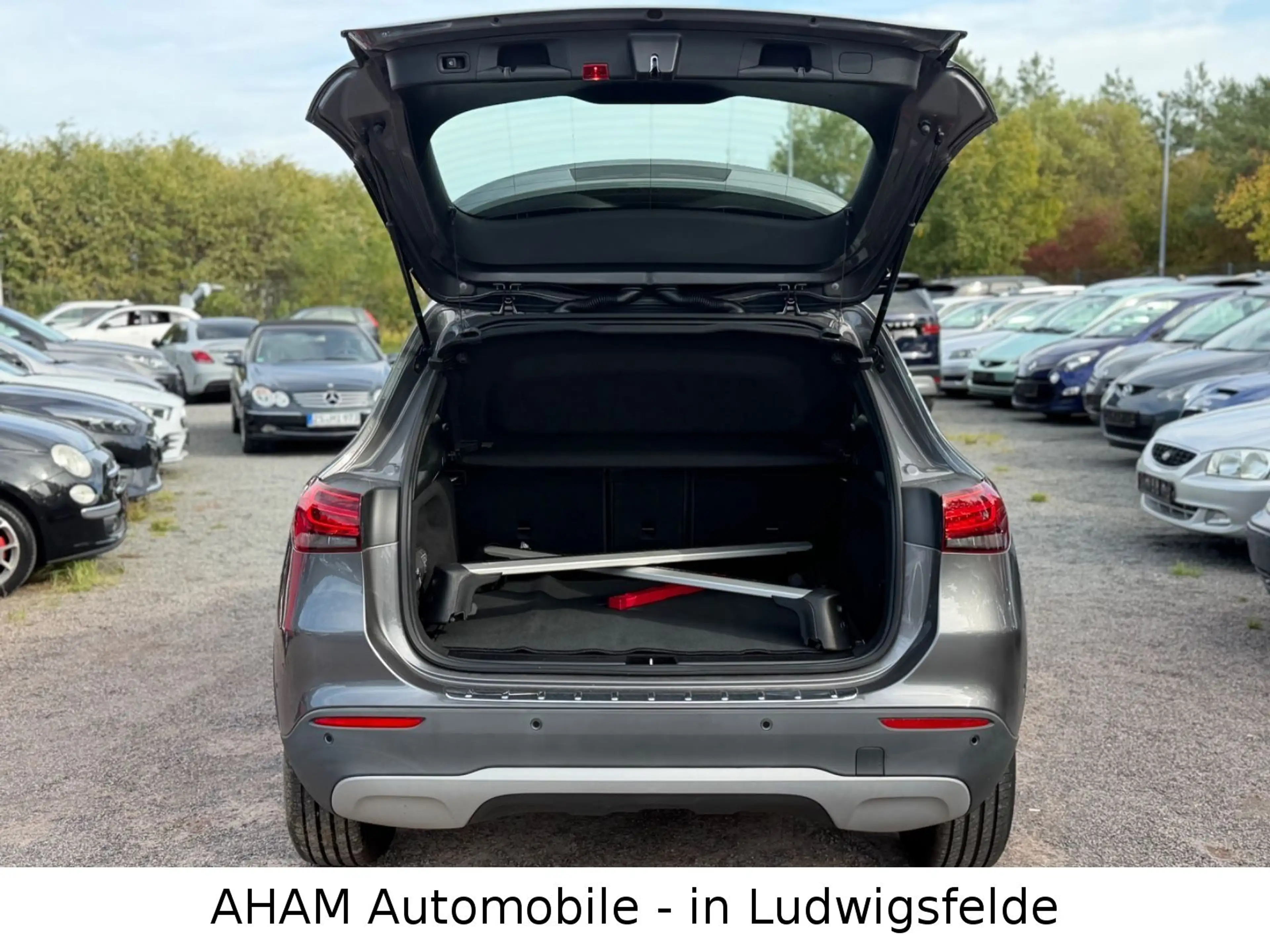 Mercedes-Benz GLA 200 DISTRONIC|LANE|KAM|NAVI|SHZ|KLIMA|MBUX — photo 6