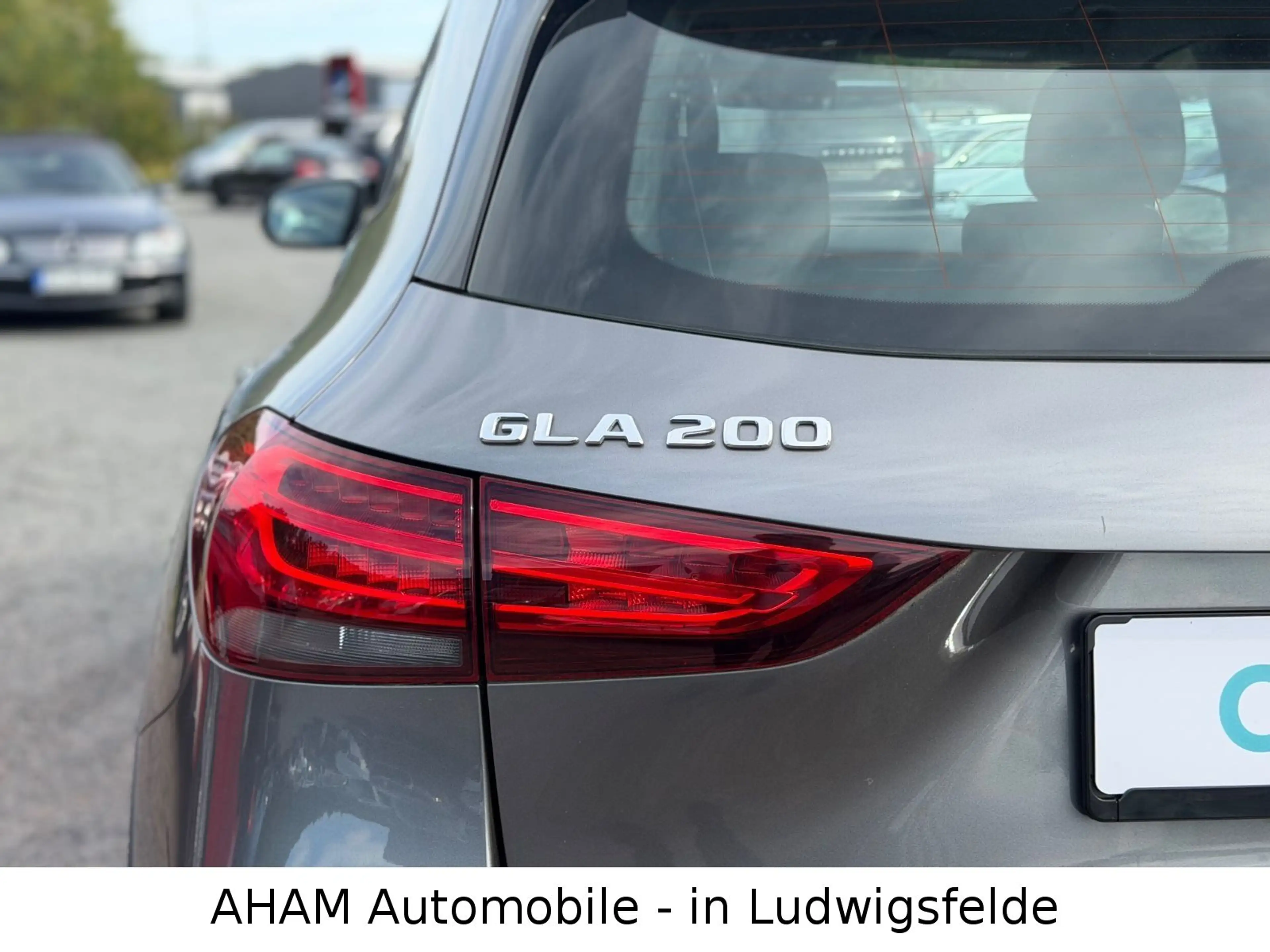 Mercedes-Benz GLA 200 DISTRONIC|LANE|KAM|NAVI|SHZ|KLIMA|MBUX — photo 12