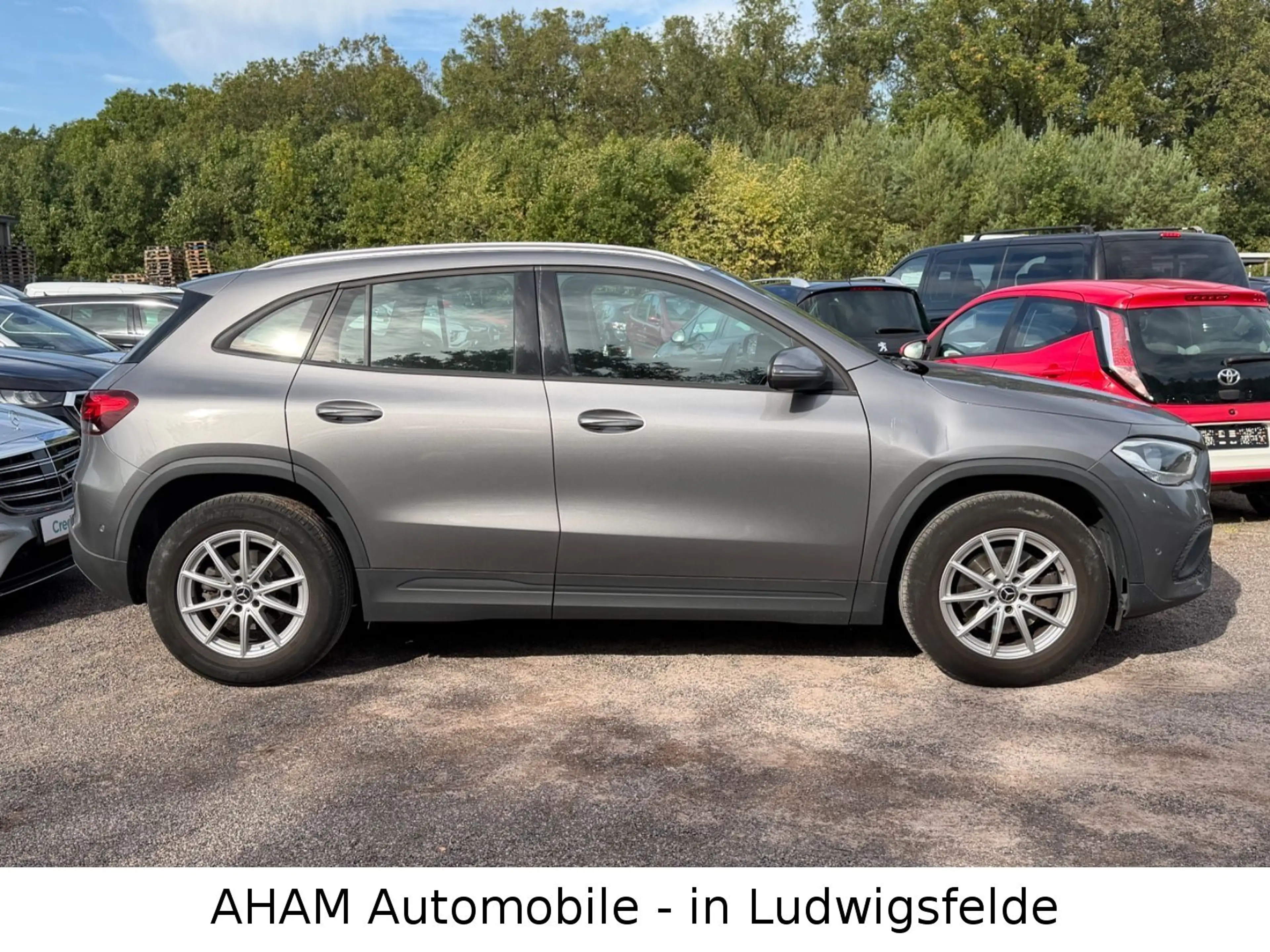 Mercedes-Benz GLA 200 DISTRONIC|LANE|KAM|NAVI|SHZ|KLIMA|MBUX — photo 8
