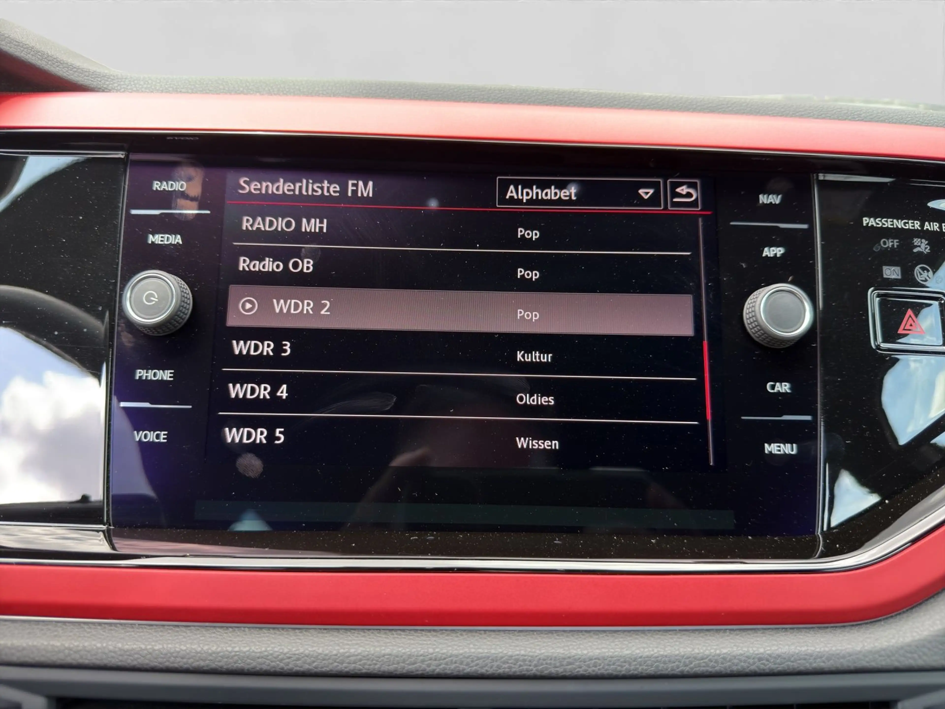 Volkswagen Polo GTI LM17 NAVI SITZHZG PDC — photo 15