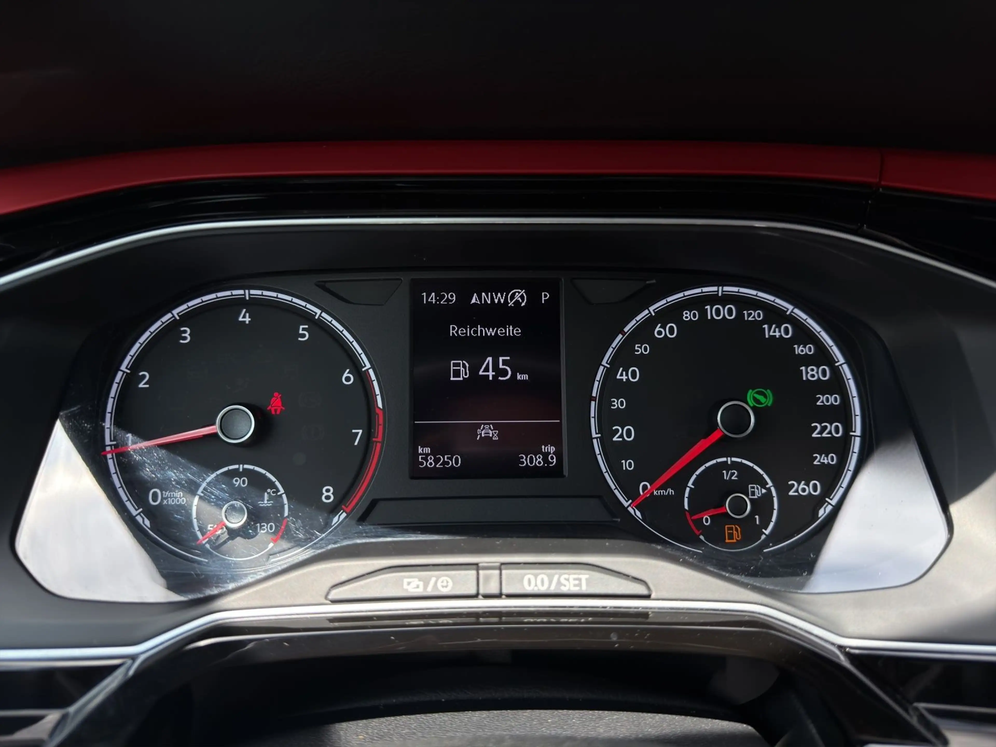 Volkswagen Polo GTI LM17 NAVI SITZHZG PDC — photo 10