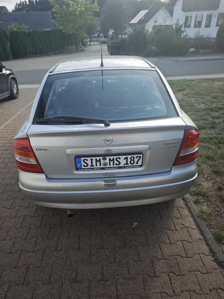 Opel Astra 1.6, foto 4