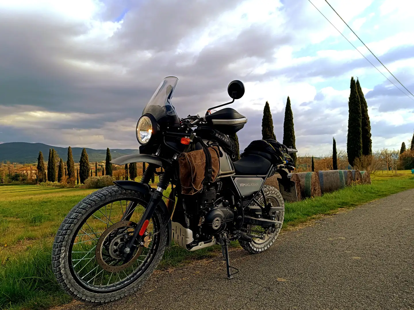 Royal Enfield Himalayan 411 Grigio - 1