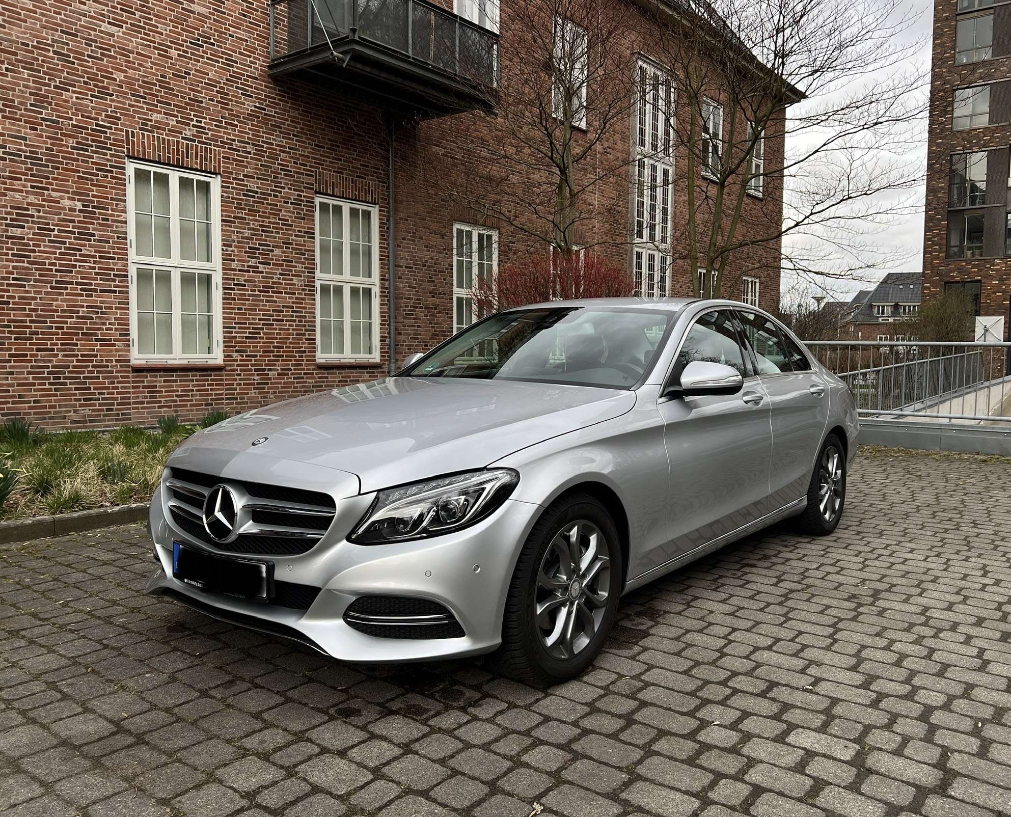 Second hand Mercedes Benz C-Class 