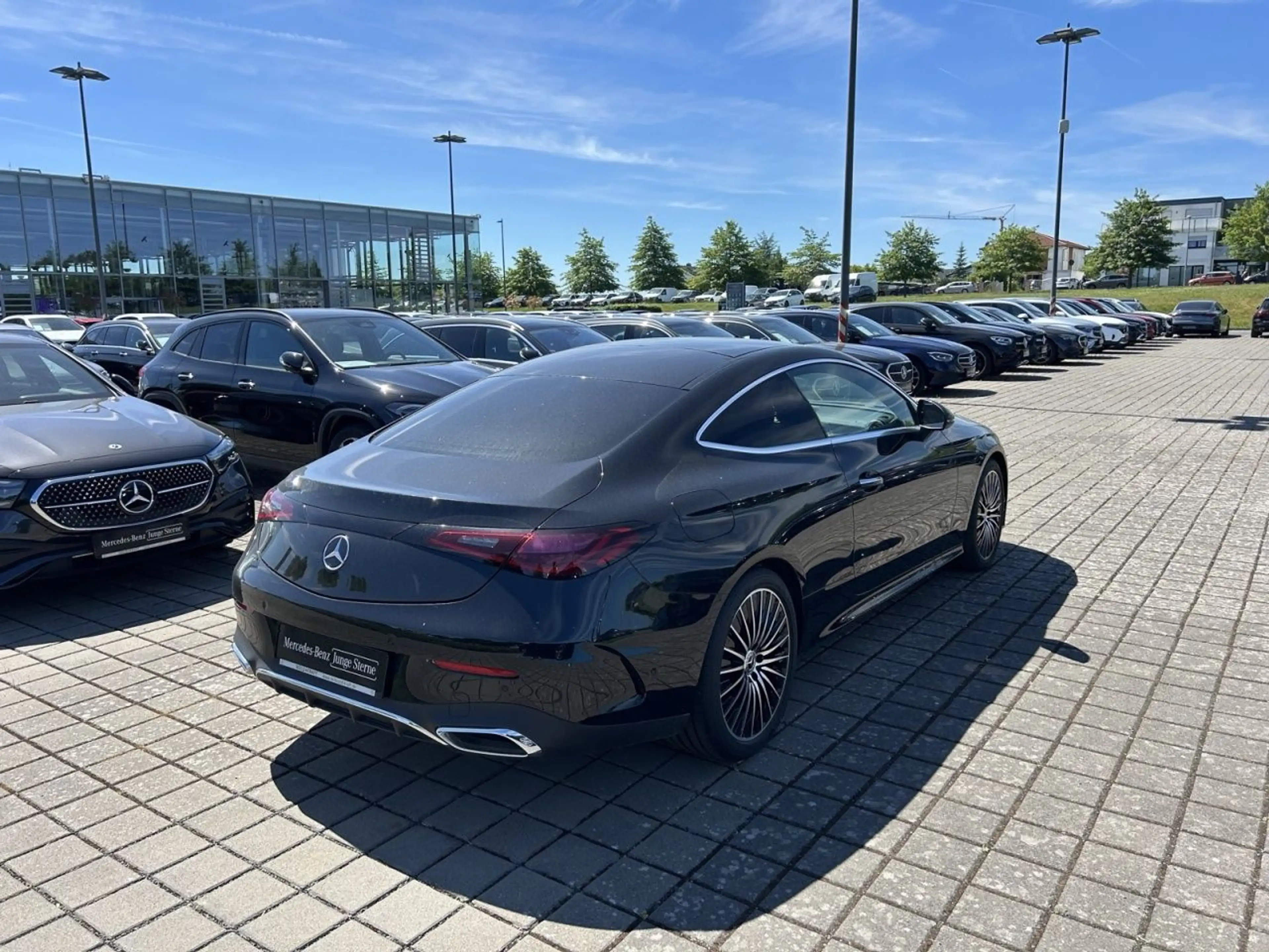 Mercedes-Benz CLE 180 Coupé AMG+MEMORY+TOTW+AMBIENTE+ILS+PANO — photo 6