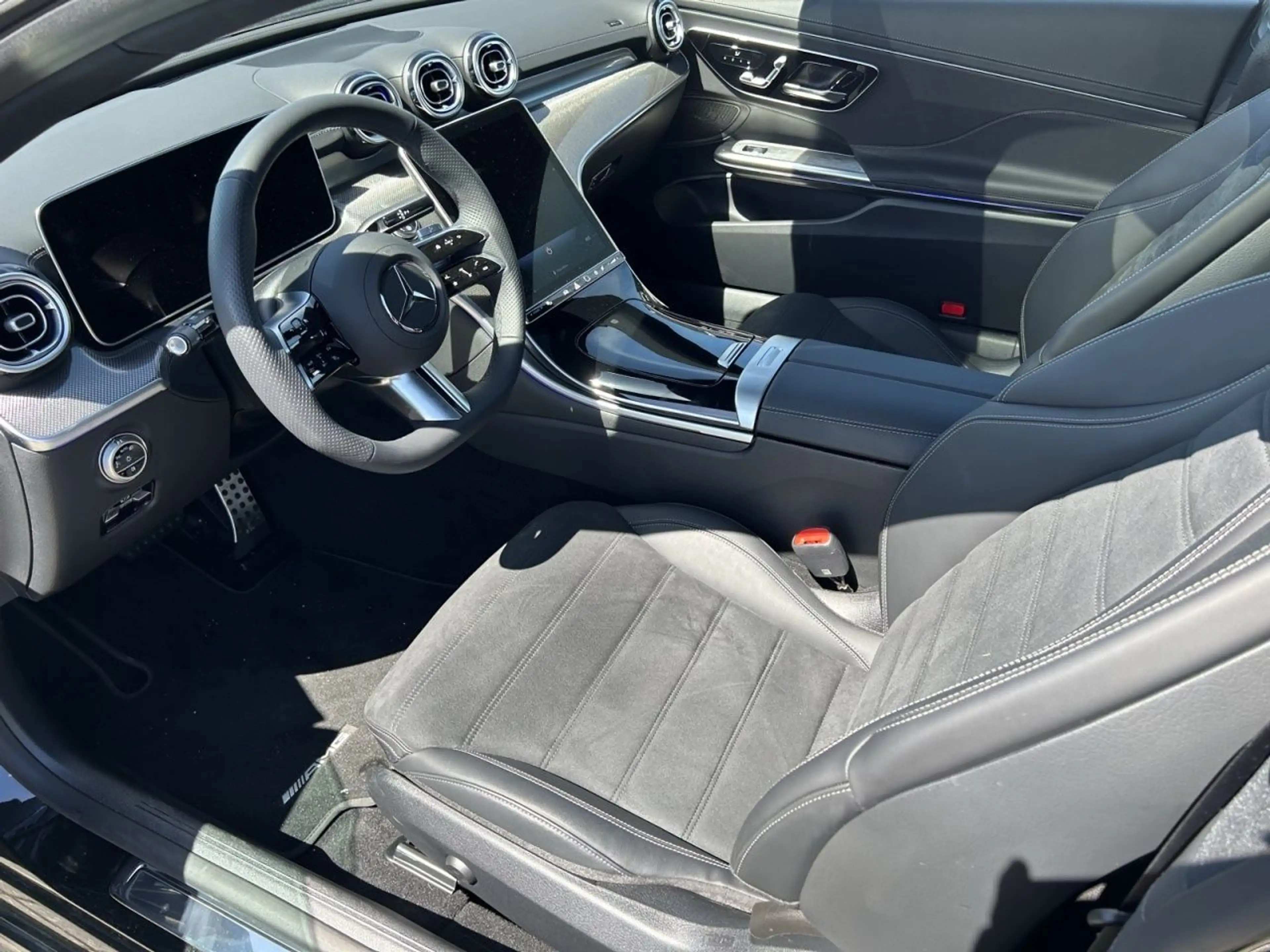 Mercedes-Benz CLE 180 Coupé AMG+MEMORY+TOTW+AMBIENTE+ILS+PANO — photo 12