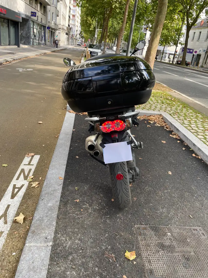 Moto Guzzi Stelvio 1200 Schwarz - 2