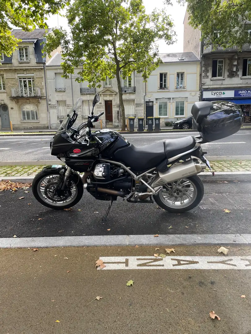 Moto Guzzi Stelvio 1200 Schwarz - 1