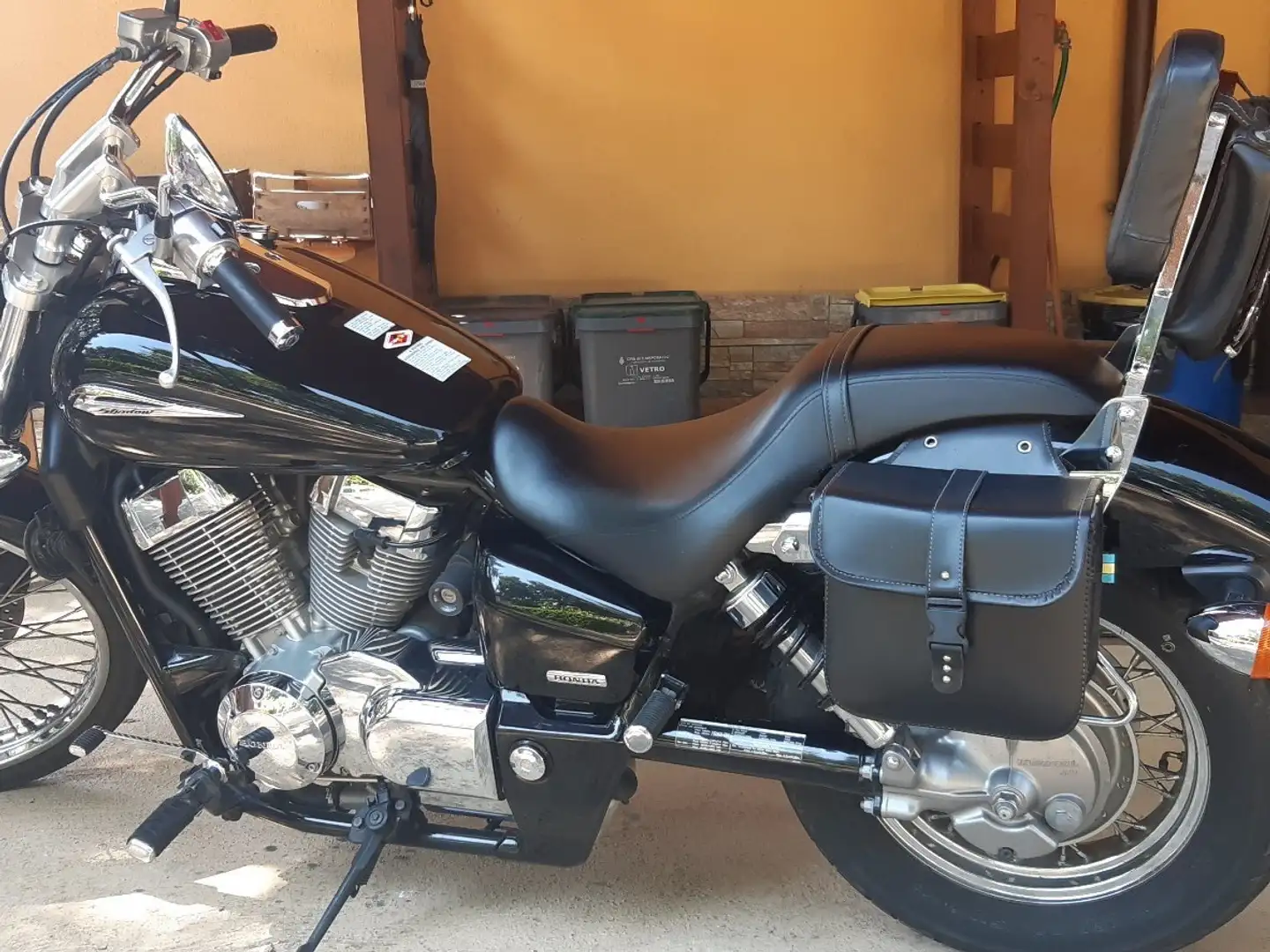 Honda Shadow Black Spirit Negru - 1