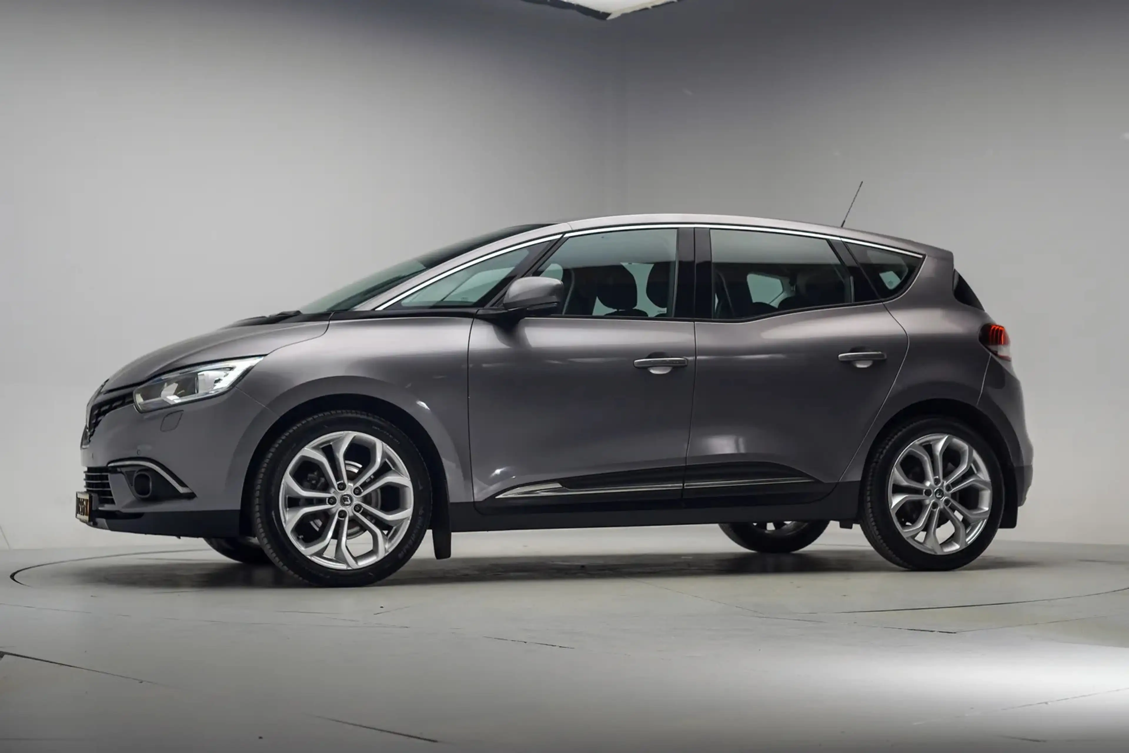 Renault Scenic 1.2 TCe Intens [ Navi Trekhaak Apple/Android ] — photo 2