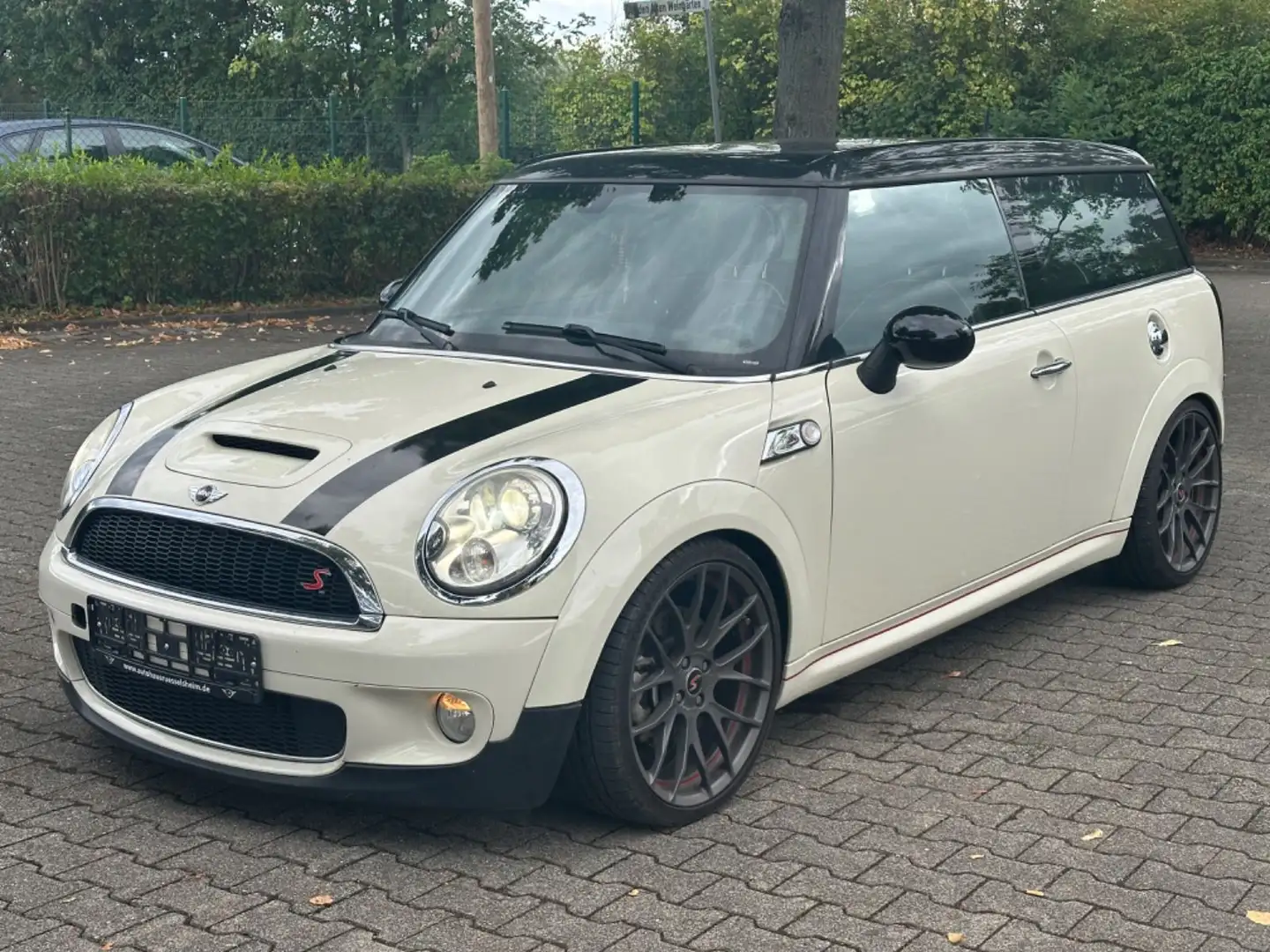 MINI Cooper S Clubman *AUTOM*KLIMAA*PANO*LEDER*18-ZOLL Blanco - 1