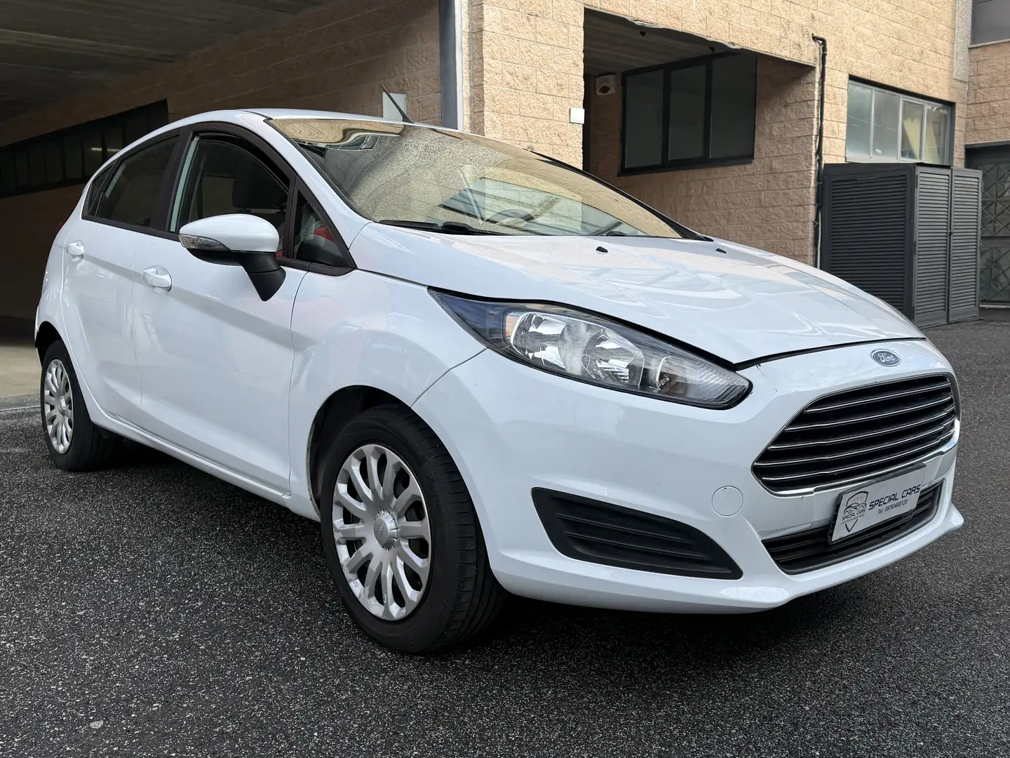 Ford Fiesta 1.4  Titanium  GPL Weiß - 2