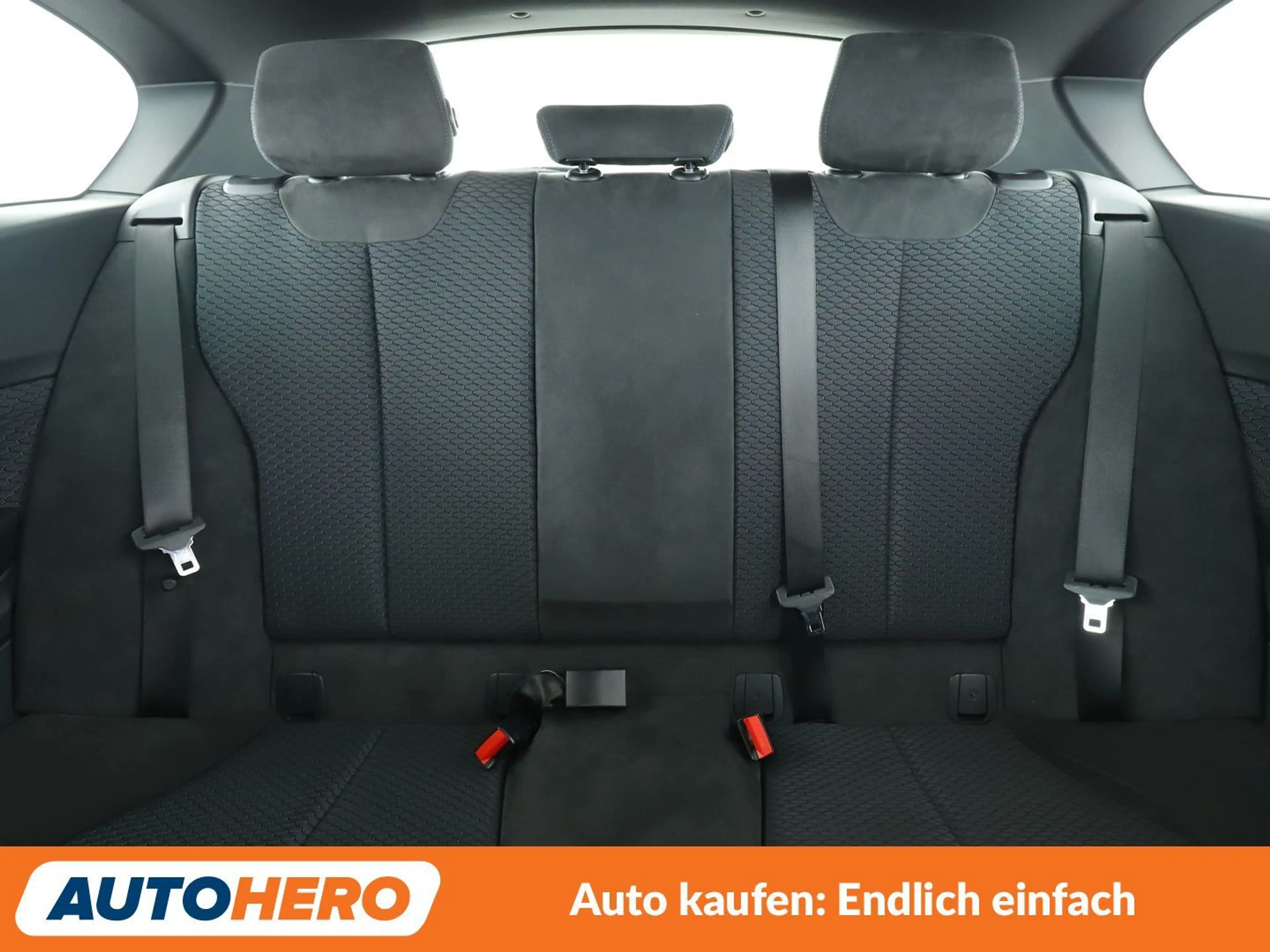 BMW 125 125d M Sport Aut*NAVI*LED*TEMPO*CAM*PDC*SHZ* — photo 15