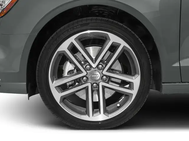 Audi A3 2018 — photo 7