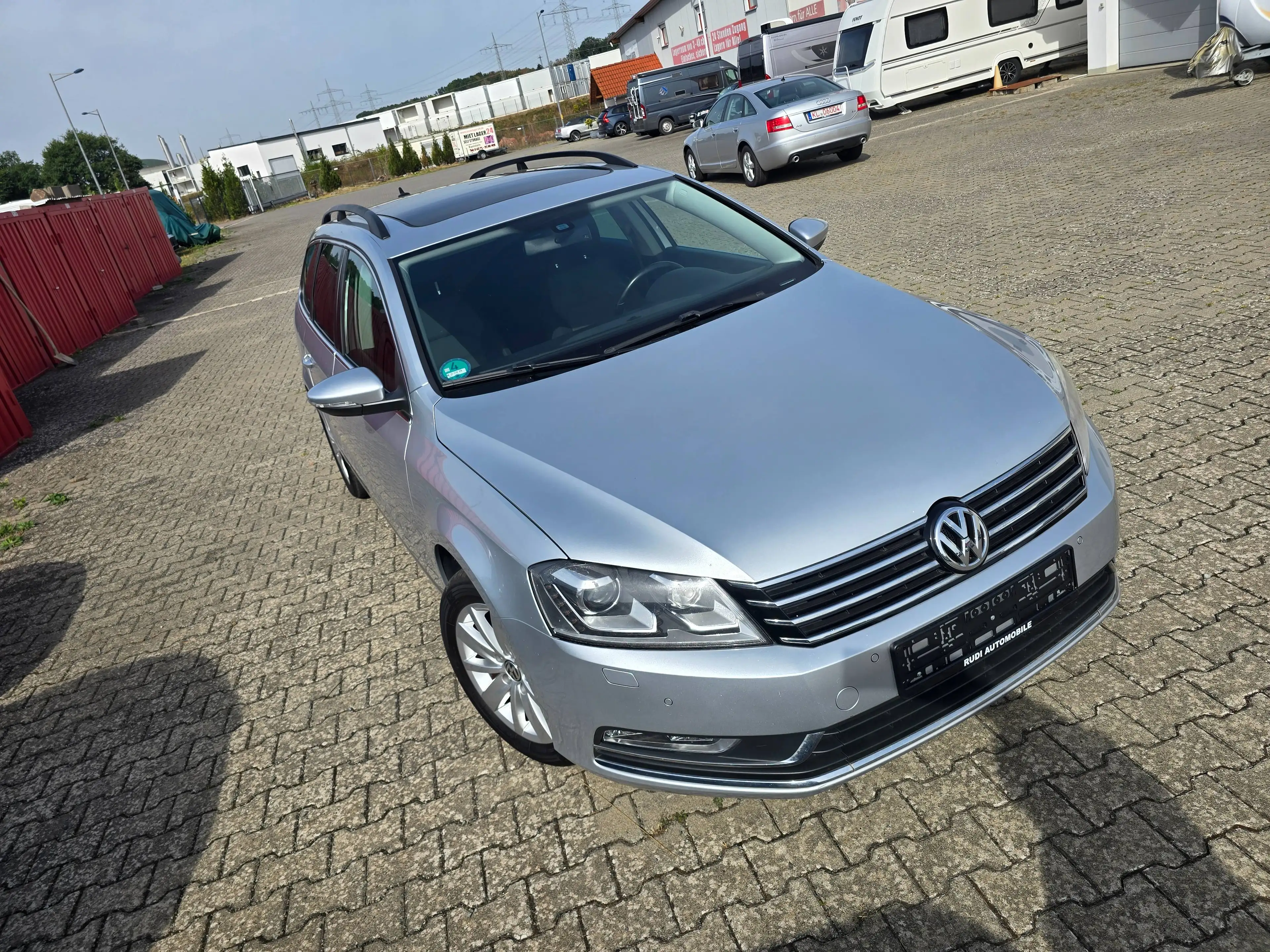 Volkswagen Passat Variant Comfortline BlueMotion — photo 3