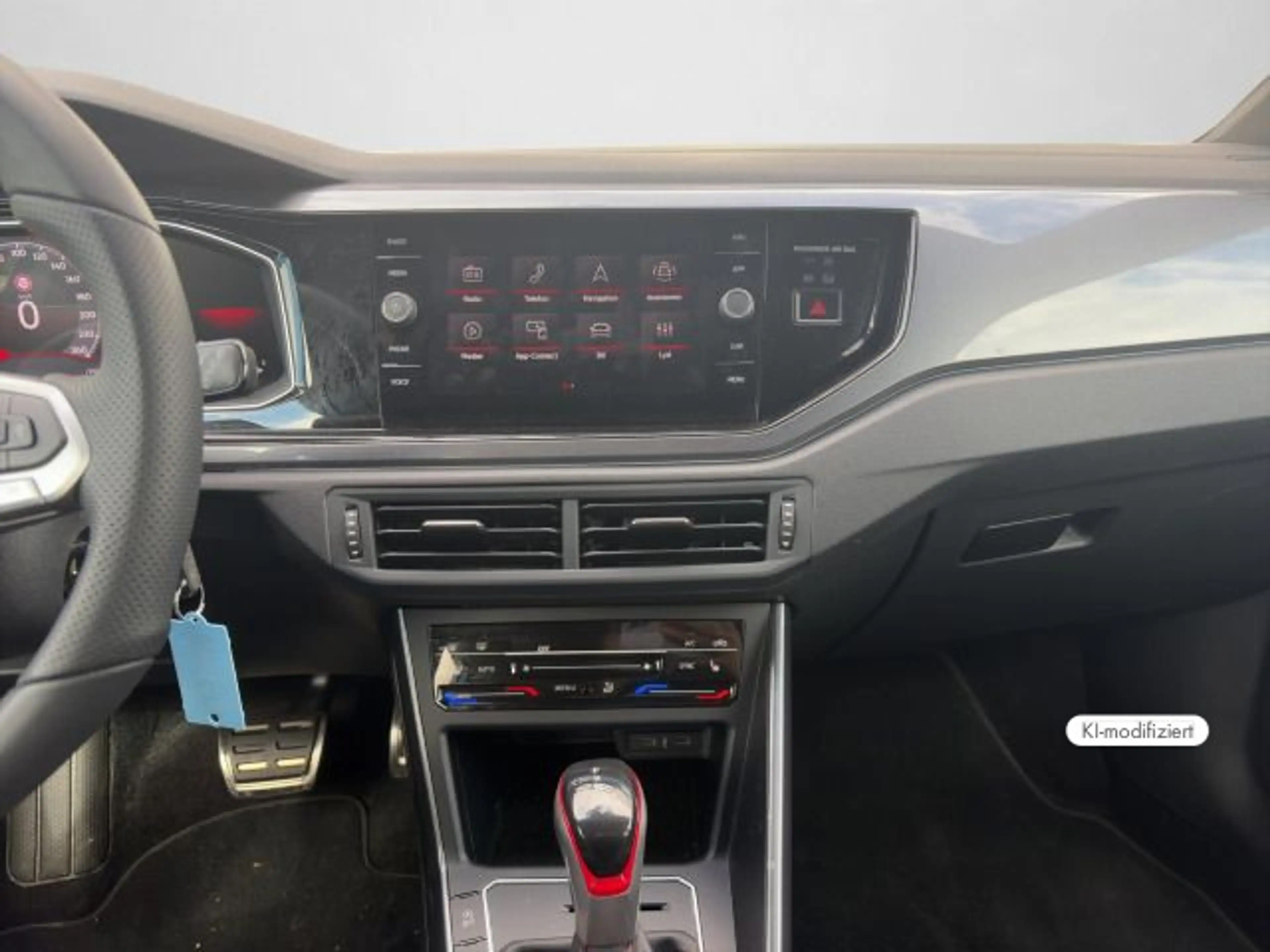 Volkswagen Polo GTI 2.0 TSI DSG IQ.LIGHT CARPLAY PDC ACC SH — photo 11